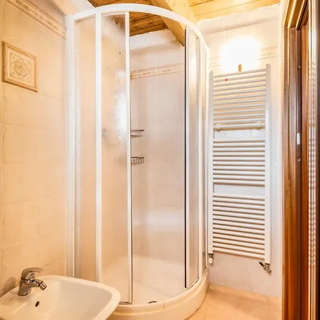 Splendid Valle Del Lys 6 Pax Wifi דירה